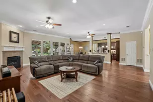 6109 Crestside Dr, Flower Mound, TX 75028 - Photo 5