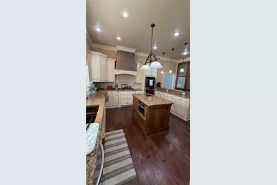 445 W Belknap Street, Jacksboro, TX 76458 - Photo 11