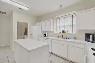 1225 Donegal Ln, Garland, TX 75044 - Photo 11