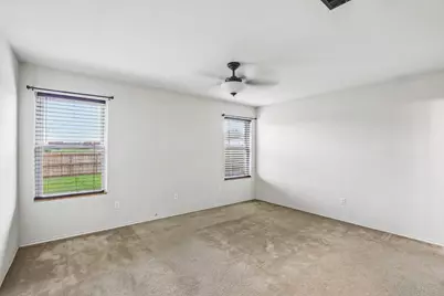 8111 Macgregor Drive, Arlington, TX 76002 - Photo 13