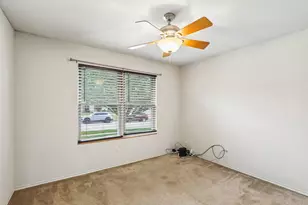 8111 MacGregor Dr, Arlington, TX 76002 - Photo 13