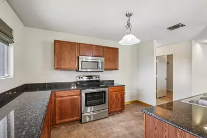 8111 Macgregor Drive, Arlington, TX 76002 - Photo 9