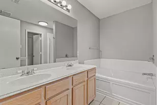 9305 Goldenview Dr, Fort Worth, TX 76244 - Photo 17