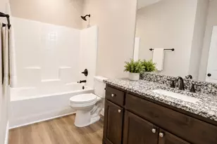 801 Meadowlark Cir, Granbury, TX 76049 - Photo 13