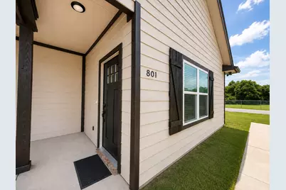 801 Meadowlark Circle, Granbury, TX 76049 - Photo 1