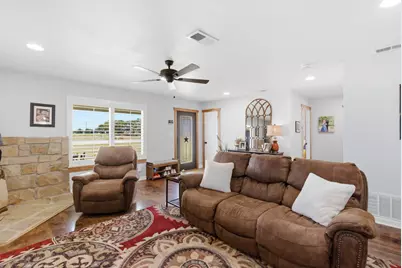 1198 Poe Prairie Road, Millsap, TX 76066 - Photo 7