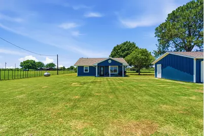 1198 Poe Prairie Road, Millsap, TX 76066 - Photo 33