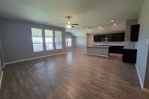 1644 Glade Meadows Dr, Burleson, TX 76058 - Photo 3