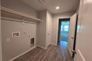1644 Glade Meadows Dr, Burleson, TX 76058 - Photo 7