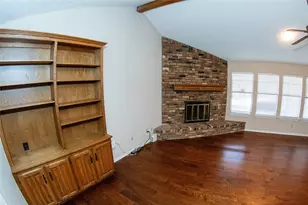 5601 Dye Dr, Arlington, TX 76013 - Photo 17