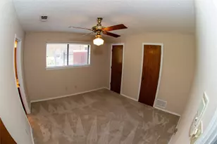 5601 Dye Dr, Arlington, TX 76013 - Photo 11