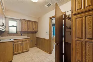 5601 Dye Dr, Arlington, TX 76013 - Photo 19