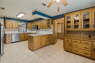 5601 Dye Dr, Arlington, TX 76013 - Photo 13