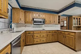 5601 Dye Dr, Arlington, TX 76013 - Photo 15
