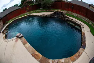 5601 Dye Dr, Arlington, TX 76013 - Photo 7