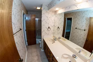 5601 Dye Dr, Arlington, TX 76013 - Photo 13