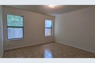 6641 S Creek Drive, Fort Worth, TX 76133 - Photo 5
