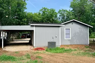 209 McBrayer St, Graham, TX 76450 - Photo 31