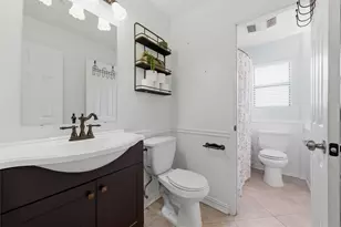 5017 Village Ct, Haltom City, TX 76117 - Photo 7