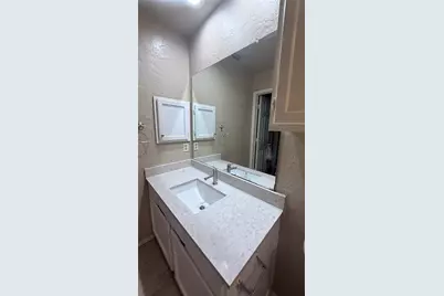 10611 Woodleaf Drive, Dallas, TX 75227 - Photo 9