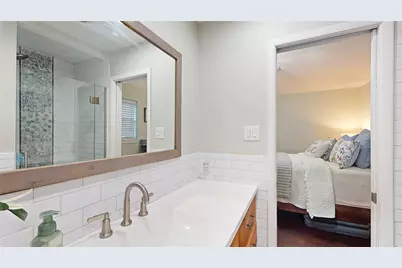 808 San Marcos Lane, Bedford, TX 76021 - Photo 17