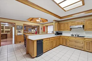 3719 Kelly Blvd, Carrollton, TX 75007 - Photo 13