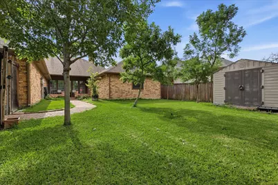 3719 Kelly Boulevard, Carrollton, TX 75007 - Photo 35