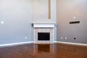 409 Royal Crest Dr, DeSoto, TX 75115 - Photo 7