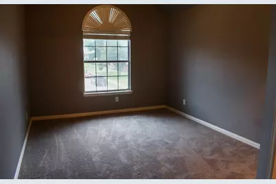 409 Royal Crest Drive, DeSoto, TX 75115 - Photo 25
