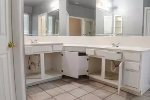 409 Royal Crest Dr, DeSoto, TX 75115 - Photo 17