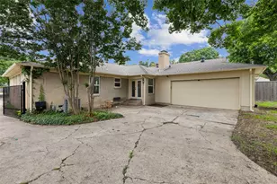 8628 San Souci Dr, Dallas, TX 75238 - Photo 23