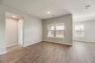 820 Lakeview Dr, Alvarado, TX 76009 - Photo 5