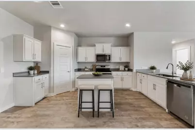 820 Lakeview Drive, Alvarado, TX 76009 - Photo 7