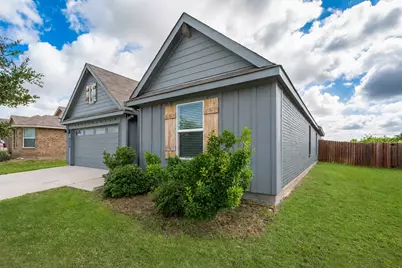 820 Lakeview Drive, Alvarado, TX 76009 - Photo 11