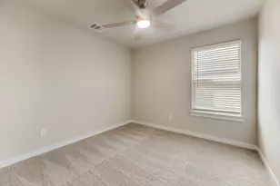 820 Lakeview Dr, Alvarado, TX 76009 - Photo 21