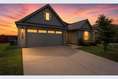 820 Lakeview Drive, Alvarado, TX 76009 - Photo 1
