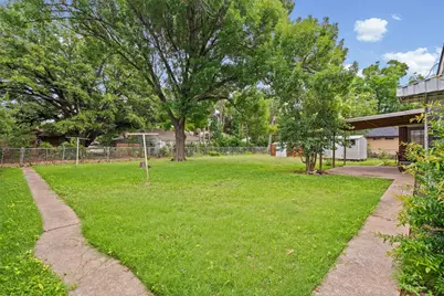 9738 Van Dyke Road, Dallas, TX 75218 - Photo 21