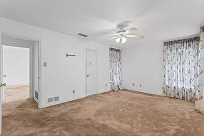 9738 Van Dyke Road, Dallas, TX 75218 - Photo 17