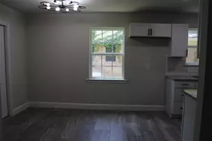 1807 W Scott St, Sherman, TX 75092 - Photo 11