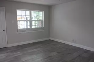 1807 W Scott St, Sherman, TX 75092 - Photo 19