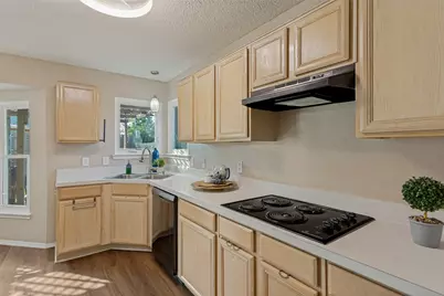 308 Candlestick Trail, Saginaw, TX 76179 - Photo 9