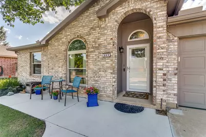 308 Candlestick Trail, Saginaw, TX 76179 - Photo 3