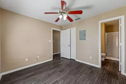 872 W Vanderbilt Street, Stephenville, TX 76401 - Photo 9