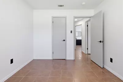 2116 Chelsea Drive, Edgecliff Village, TX 76134 - Photo 25