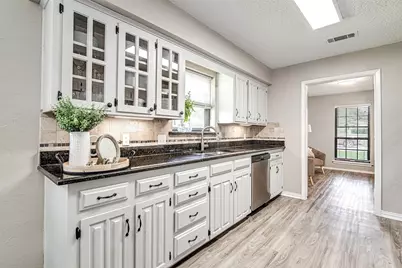 4375 Rota Circle, Fort Worth, TX 76133 - Photo 13