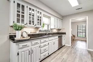 4375 Rota Cir, Fort Worth, TX 76133 - Photo 13
