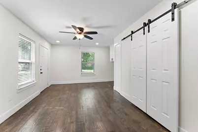 3806 Castle Hills Drive, Dallas, TX 75241 - Photo 9