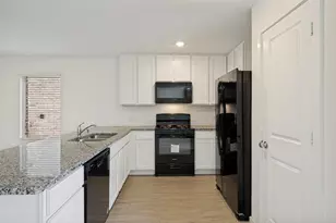 213 Adelina Dr, Little Elm, TX 75068 - Photo 9