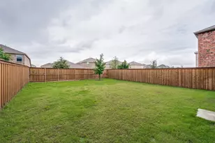 213 Adelina Dr, Little Elm, TX 75068 - Photo 23