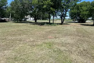 603 Swope, Rio Vista, TX 76093 - Photo 1